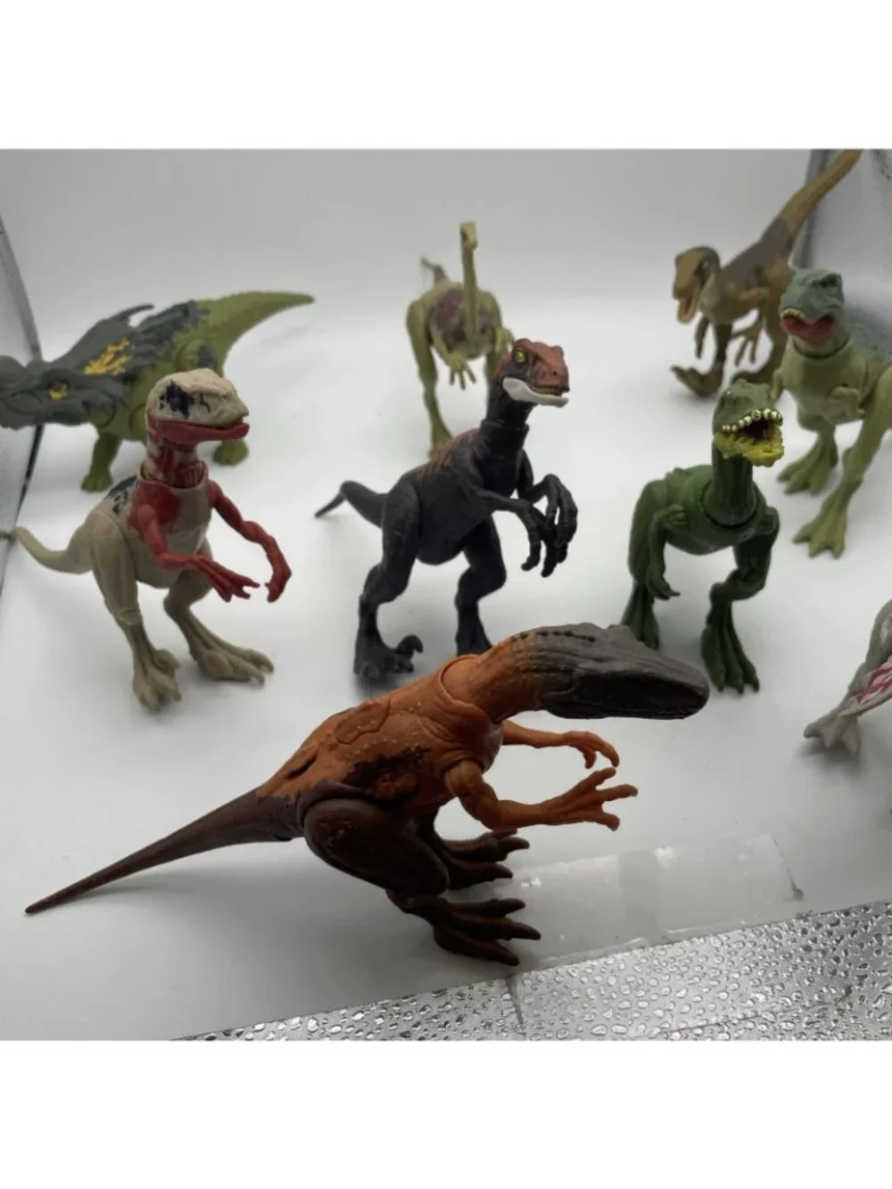 9 Jurassic World Dinosaur Action Figures Articulated Some Pull Out Code Tracker